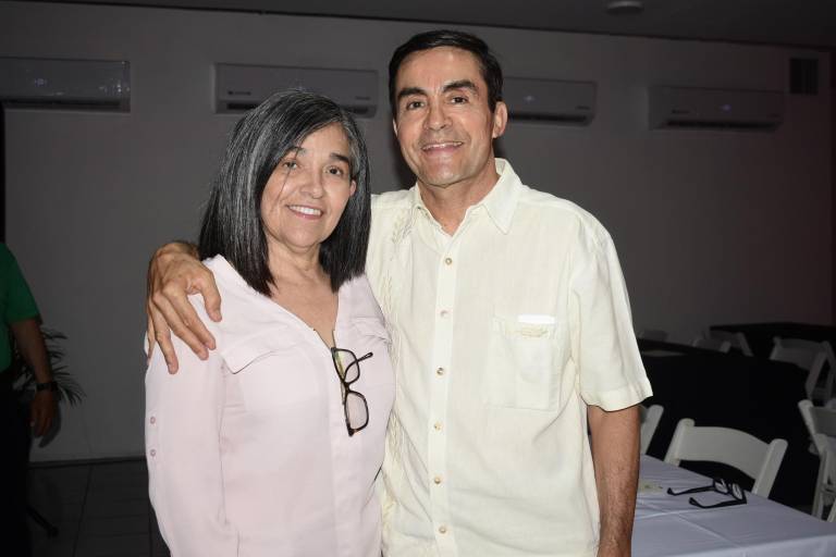 Ríen sin parar con Alan Saldaña y el Tucán Guzmán