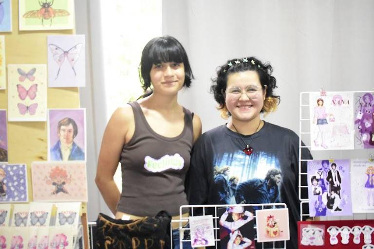 Realizan la novena edición del Bazar 120 en Yameto Café