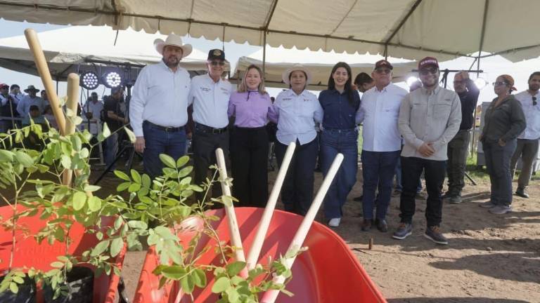El arranque de las actividades se realizó en el Estero de Bacorehuis, en el Poblado 7 del Valle del Carrizo, Ahome.