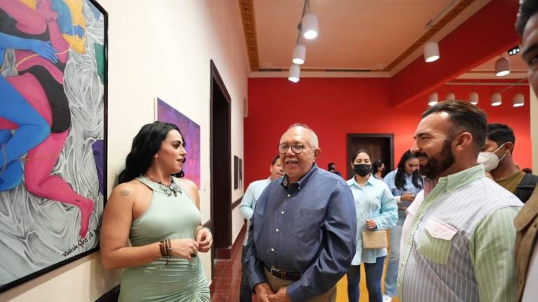 En Casa Haas se inauguró la Exposición 'Arte con Orgullo ”.