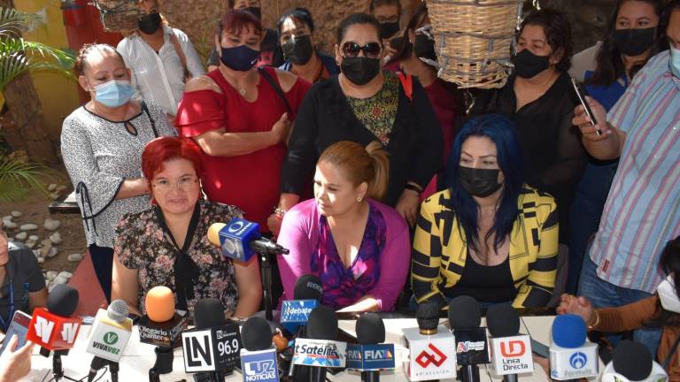 Asociación civil Familias de Policías Caídos Unidos.