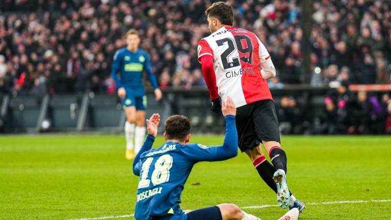 Santiago Giménez marcó el tanto del descuento.