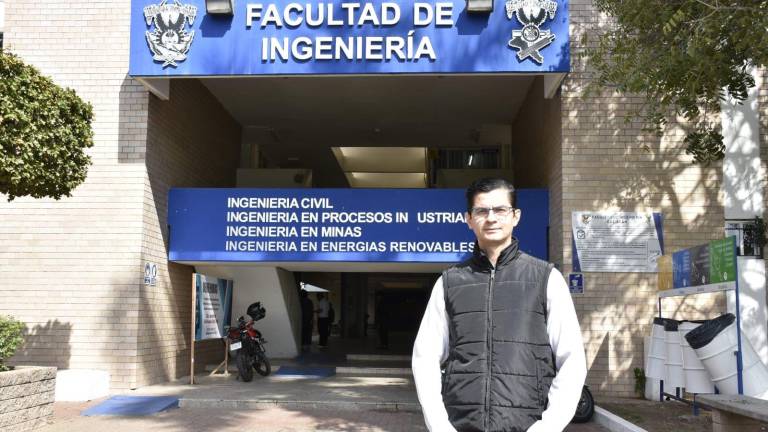 Gurrola Camero detalló que el bloque de suelo-cemento se elabora a partir de una técnica de estabilización comúnmente utilizada en el mejoramiento de suelos.