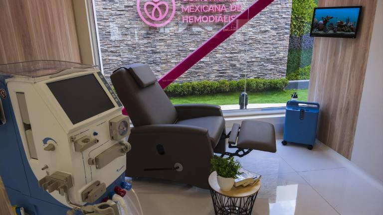 Sala de hemodiálisis del centro de la Comunidad Mexicana de Hemodiálisis de Salud Digna.
