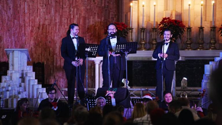 Los tenores Manuel Dávalos, Jorge Echeagaray y Alejandro Yépez unieron sus voces en el concierto “Tres Tenores en Navidad” a beneficio de la Parroquia Cristo Rey.
