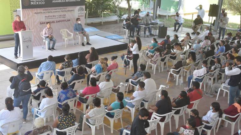 La primera de estas asambleas tuvo lugar en las instalaciones del Cobaes 05, ubicado en San Miguel Zapotitlán, y fue encabezado por el Alcalde Gerardo Vargas Landeros.