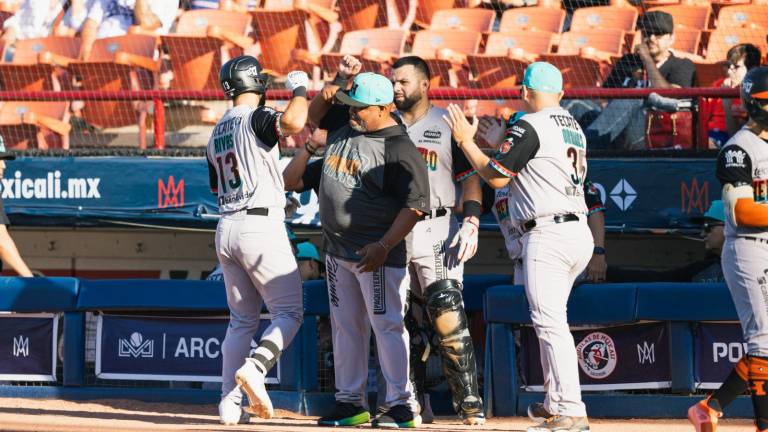 Naranjeros gana su primera serie de la campaña.