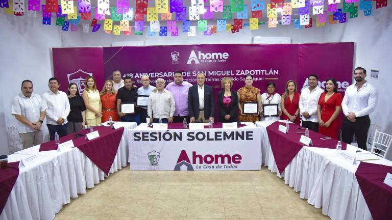 Sesión solemne para conmemorar más de 400 años de historia de San Miguel Zapotitlán.