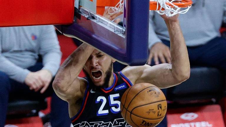 Philadelphia 76ers sin problemas ante un Wizards que perdió a Russell por lesión