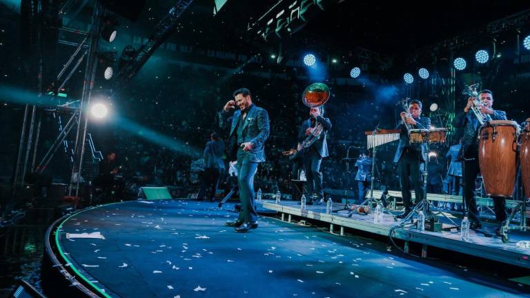 Banda MS reunió a más de 50 mil personas en la Plaza de Toros México durante su gira “Somos MS Tour”.
