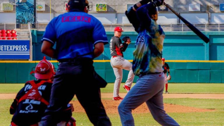 Guillermo Arvizu en uno de los juegos donde le tocó lanzar.