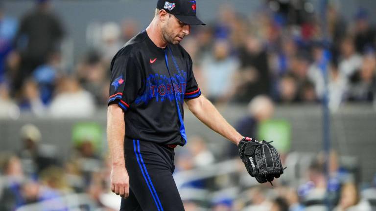 Max Scherzer estará fuera de acción por al menos, 15 días.