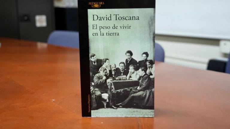 David Toscana, Premio Mazatlán de Literatura 2023, presentará su obra “El peso de vivir en la Tierra” en Casa Haas, el viernes 10 de febrero.