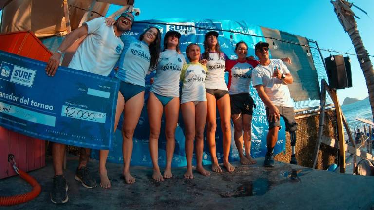 El Blue Therapy Surf and Music Contest tuvo lugar en las playas mazatlecas el pasado fin de semana.