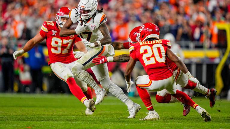 Los Broncos retomaron el camino triunfal, luego de imponerse a los Chiefs en Kansas City.