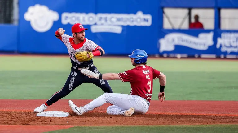Los Charros de Jalisco arrancaron con fuerza las semifinales de la Liga Mexicana del Pacífico, al imponerse 5-3 a los Águilas de Mexicali en Zapopan.