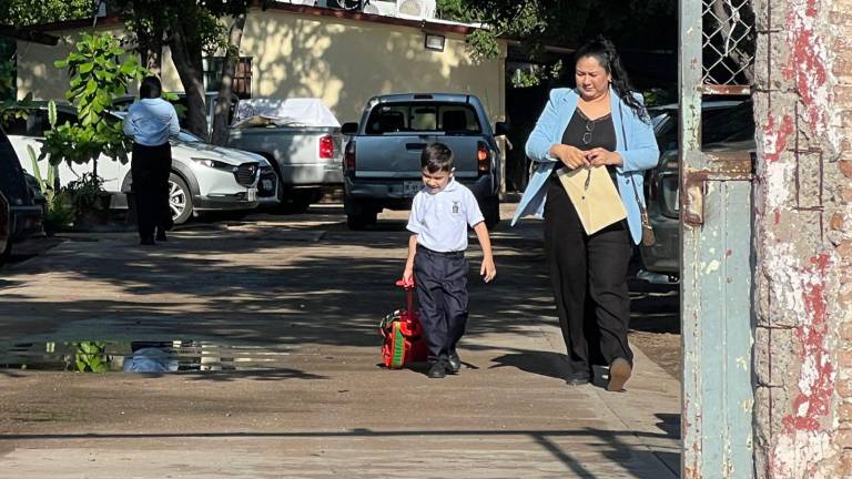 La organización Mexicanos Primero exigió a las autoridades la seguridad para garantizar un ciclo escolar completo en Sinaloa.