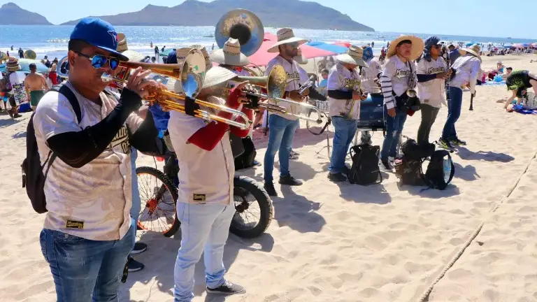 A partir de este martes el Gobierno de Mazatlán iniciará con los trámites de permisos para músicos durante las fiestas del Carnaval.