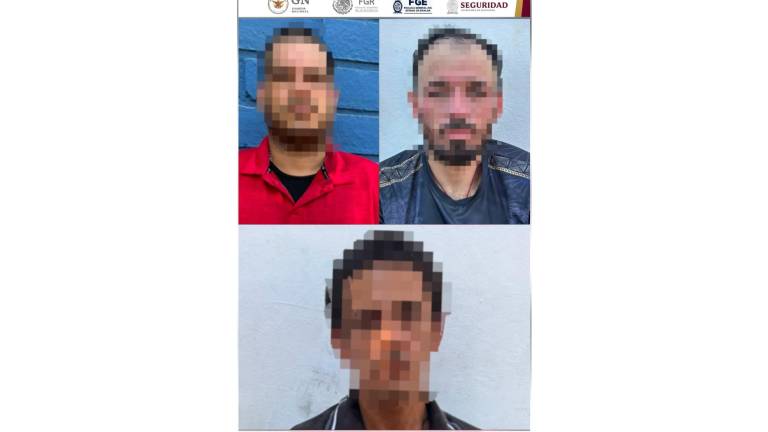 Elementos de la Policía Estatal Preventiva detuvieron a tres personas tras una persecución el sábado en el sur de Culiacán.