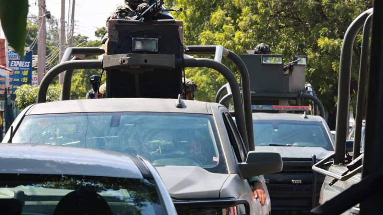 Agreden a golpes a un oficial de Tránsito; detienen a 3 personas, en Culiacán