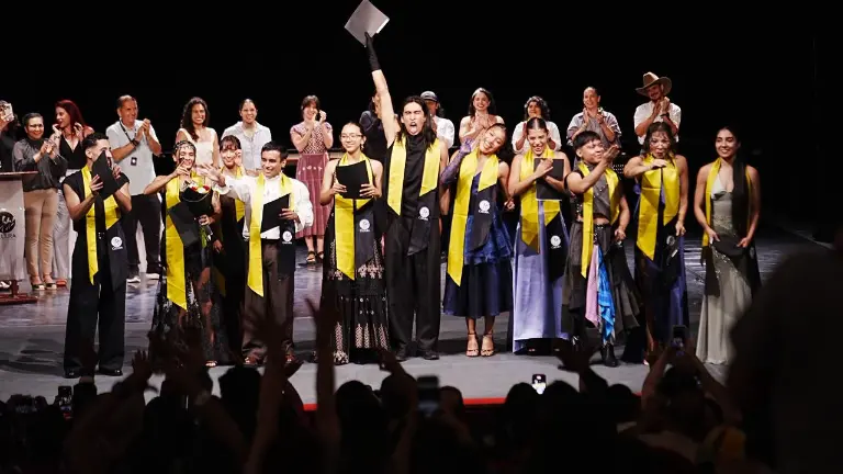El vuelo de los ‘Nómadas’, una noche de profunda emoción en la graduación de la Generación 24 de la EPDM