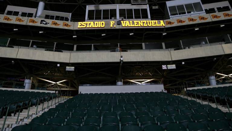 El estadio de Naranjeros de Hermosillo cambia oficialmente de nombre al llevar ahora el del ilustre lanzador zurdo Fernando Valenzuela.