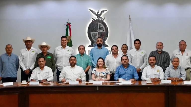 Productores de mango del sur de Sinaloa se reunieron con la Gobernadora Yeraldine Bonilla Valverde.
