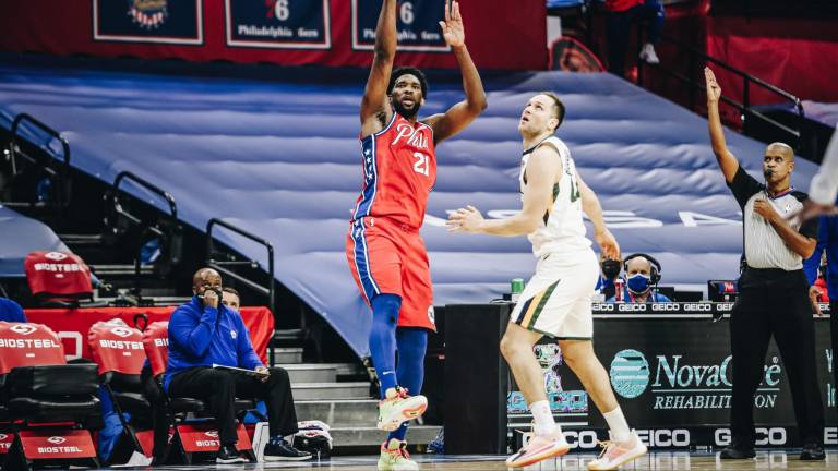 Philadelphia 76ers saca importante victoria.