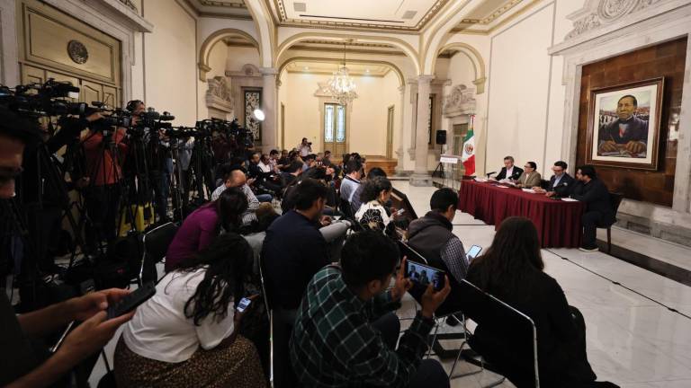 Conferencia de prensa en la Secretaría de Gobernación donde hacen un balance de la movilización de transportistas y agricultores.