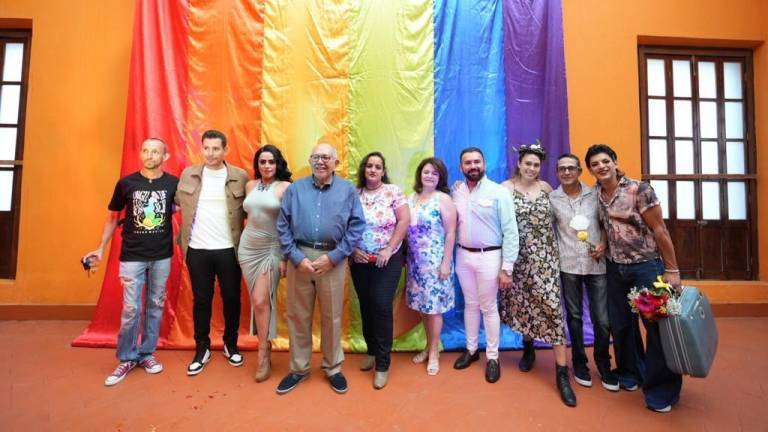 Inauguran exposición inclusiva ‘Arte con Orgullo’