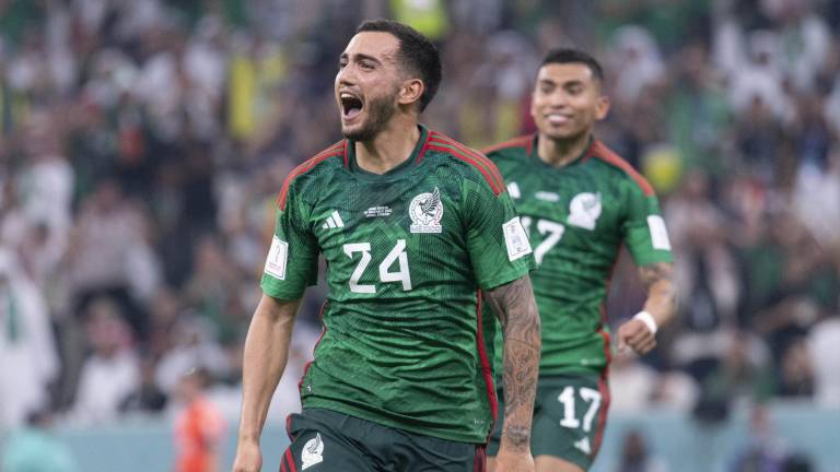 Luis Chávez marcó un potente gol que está entre los mejores del Mundial.