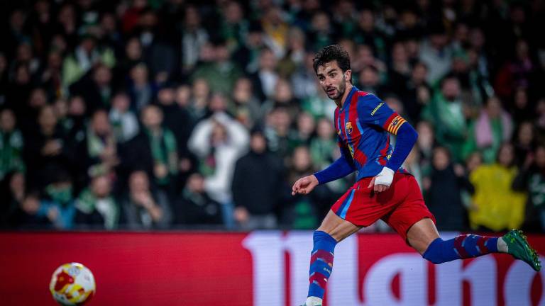 El delantero español Ferran Torres ya dio luz verde a su llegada a París.