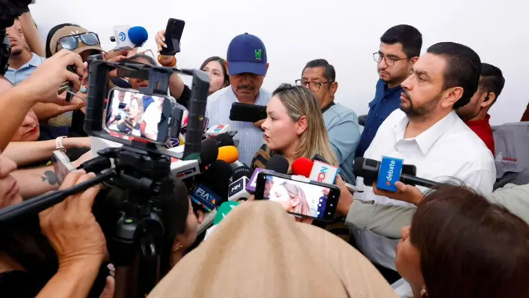 La Gobernadora de Sinaloa Yeraldine Bonilla Valverde señala que se prevén más traslados de reos.