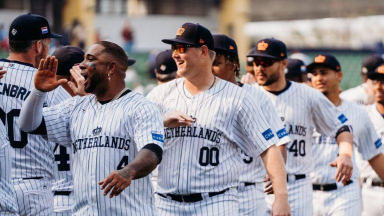 Países Bajos ligó victorias en el Clásico Mundial de Beisbol.