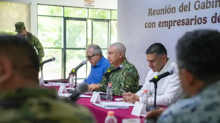 El Gobernador de Sinaloa Rubén Rocha Moya indicó que aún no se ha definido la fecha en que regresará el Gabinete de Seguridad.