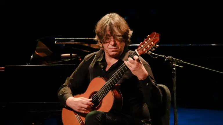 El guitarrista cubano Joaquín Clerch durante su participación en el Festival Internacional de Guitarra Sinaloa.