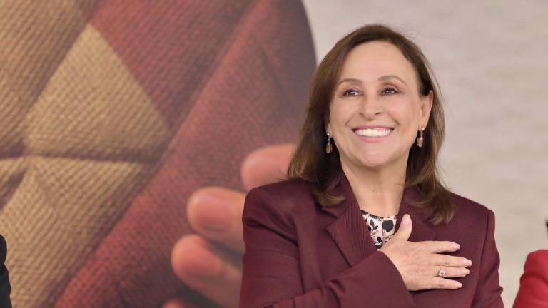 La Gobernadora de Veracruz niega censura en caso de periodista detenido.