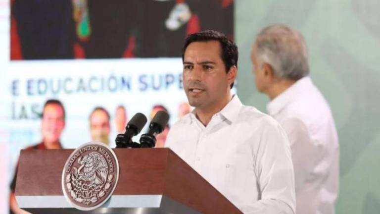 El Tribunal Electoral ordena al Gobernador de Yucatán Mauricio Vila Dosal separarse del cargo en caso de que quiera contender por una Senaduría plurinominal.