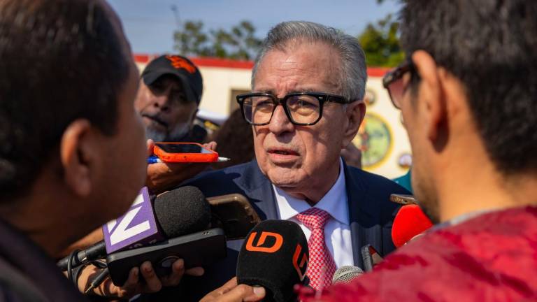 Con trámites, visas y hasta un traductor árabe, se apoyó el traslado de los 14 sinaloenses a Mazatlán: Rocha Moya