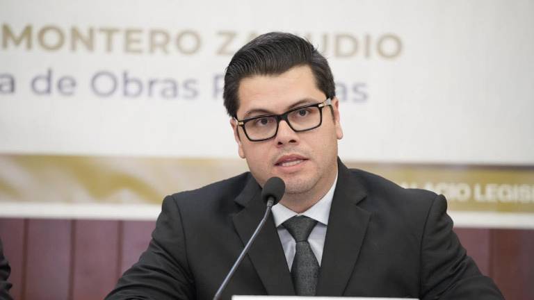 Raúl Francisco Montero Zamudio destacó en su comparecencia la construcción de nuevos tramos carreteros y la rehabilitación de vialidades existentes.