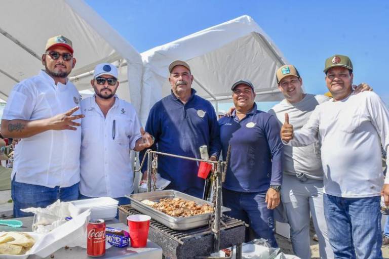 Disfrutan de un rico fin de semana en Altata