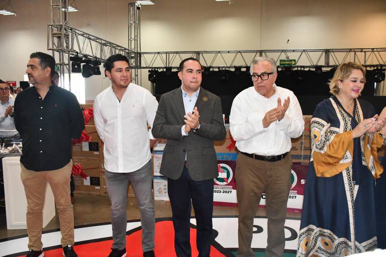 Celebra STASE a sindicalizados por el Día del Servidor Público en Sinaloa