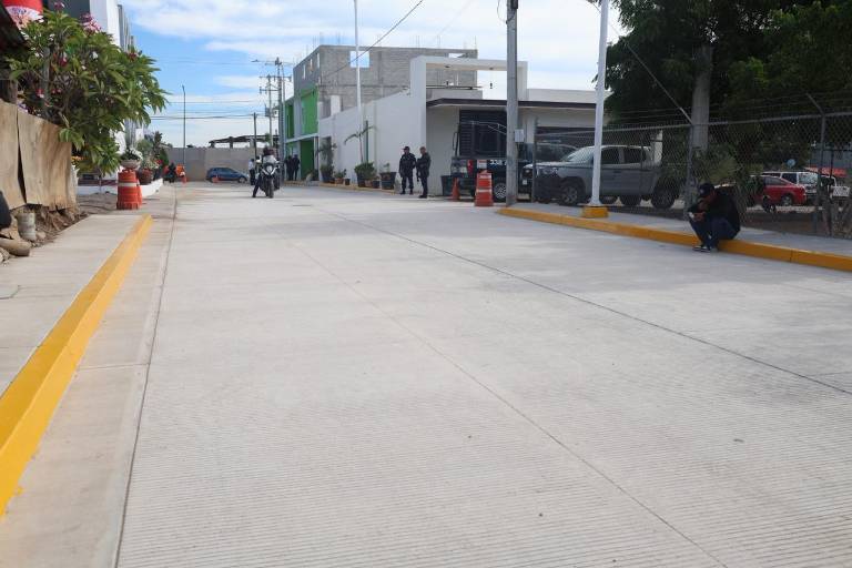 Inauguran pavimentación de Avenida Los Álamos en La Cruz, Elota