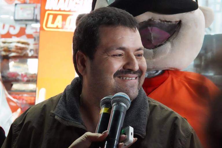 Carnes Selectas Nayarit celebra su nueva sucursal con la entrega de una camioneta en La Cantera