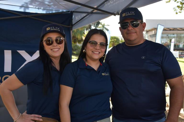 Disfrutan de un torneo más de Golf en el Country Club