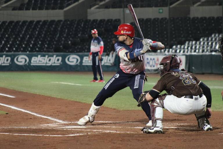Los Águilas de Mexicali derrotaran 4-3 al Tucson Baseball Team.