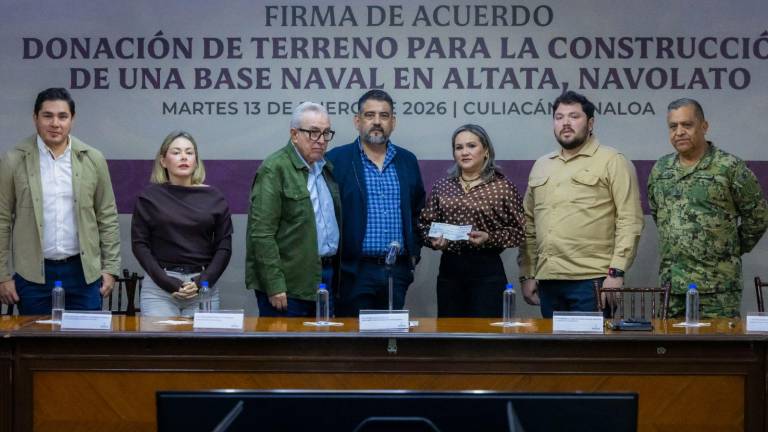 El Gobierno de Sinaloa entrega en donación un predio en Altata a la Secretaría de Marina para al construcción de una base naval.