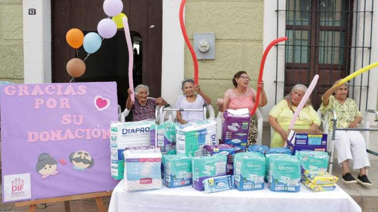 En Rosario el DIF recolecta más de 3 mil pañales para los abuelitos del asilo