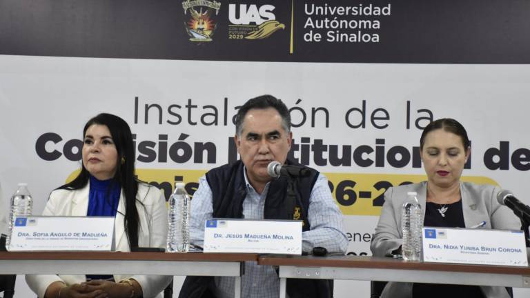 Tras instalar la Comisión Institucional de Admisión, el Rector Jesús Madueña anuncia el Proceso de Preinscripción para el ciclo 2026-2027; se refrendará la cobertura universal