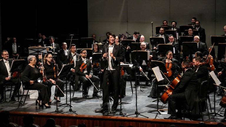 La Orquesta Sinfónica Sinaloa de las Artes durante su concierto.
